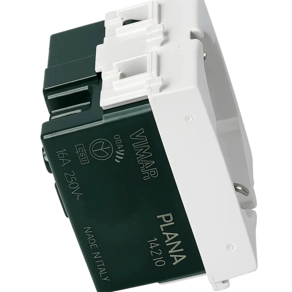 Presa universale vimar 14210 sicury 2p+t 16a 250v~ bianca