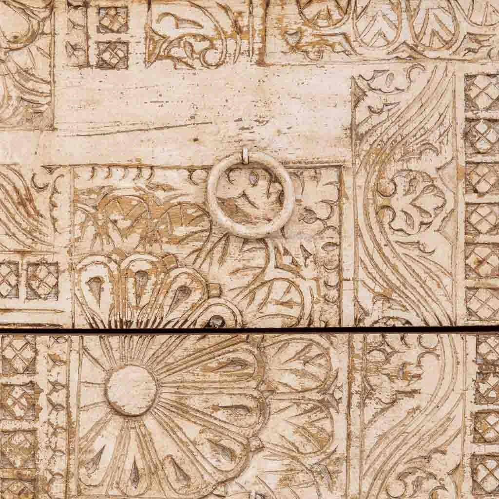 Tavolino in legno artigianale bianco 37x40x56h cm