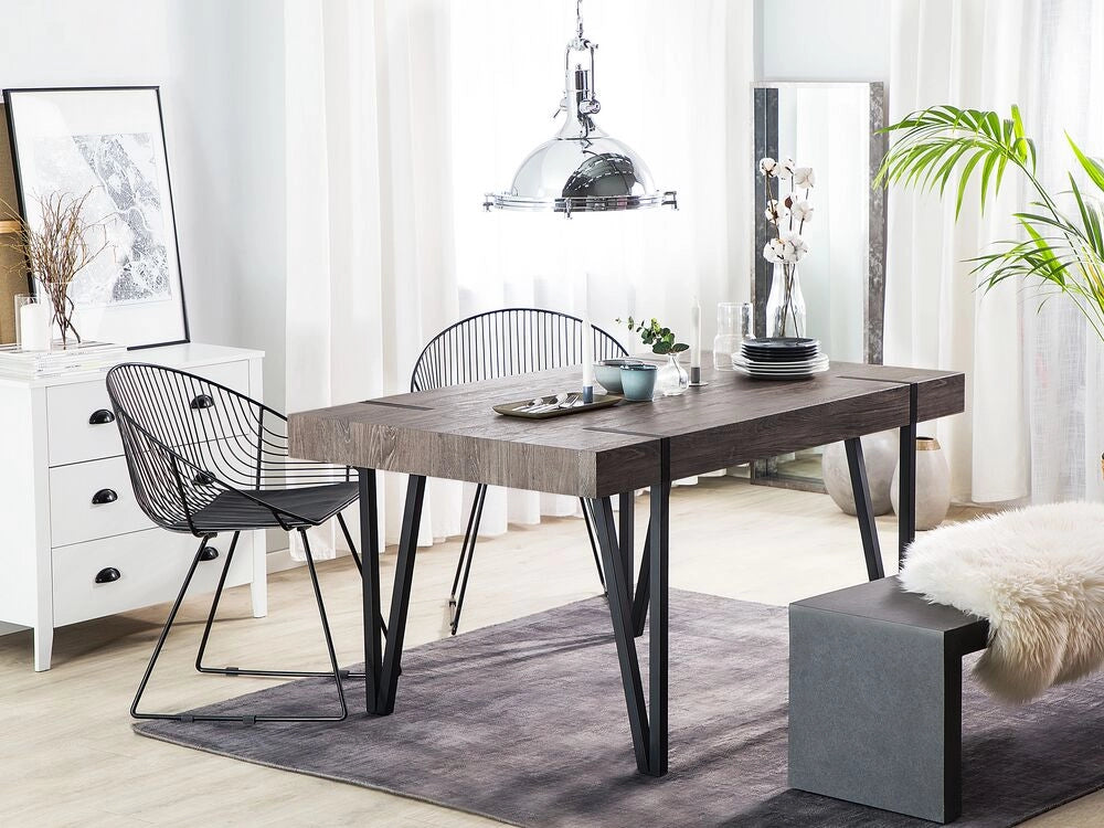 Tavolo da pranzo Piano in legno scuro Gambe a forcina in metallo Nero 150 x 90 cm Stile industriale rettangolare