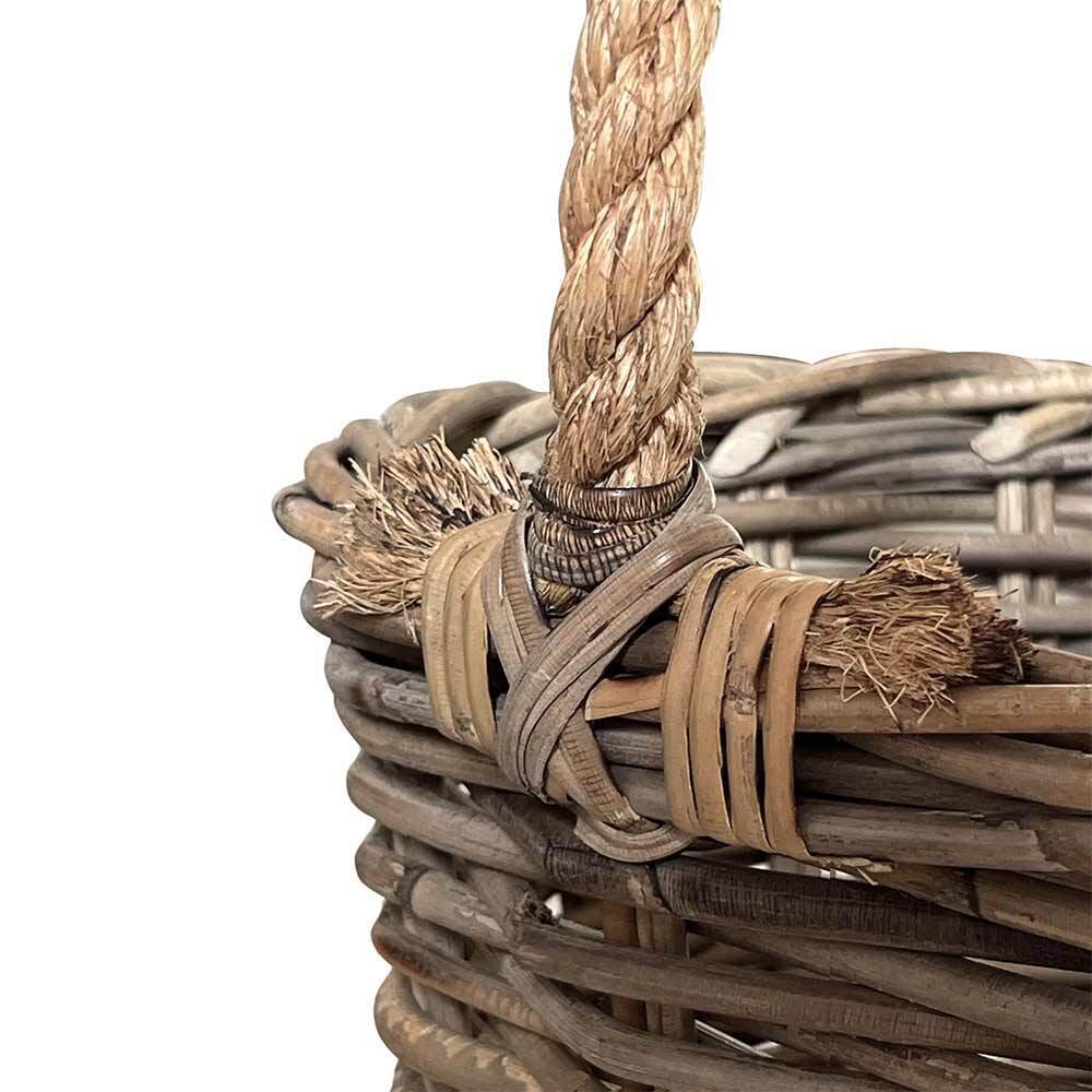 Cesto in giunco in kabu con manico fune cm 31 x 19 cm