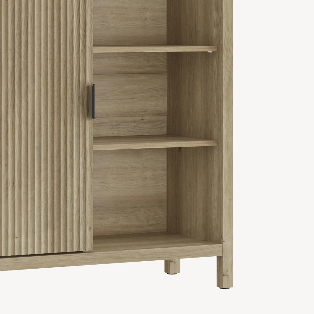 Credenza Lukkodso Comò con Anta e 3 Scomparti Aperti 82 x 75 x 30 cm - Effetto Rovere Medio Chiaro [en.casa]