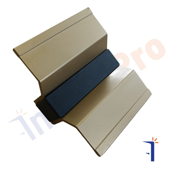 Maniglione in alluminio a spingere o tirare. Ideale come ricambio vecchi portoncini anni 90, 80, 70.