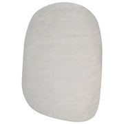 Tappeto per aree in viscosa e lana bianco sporco di forma irregolare 200 x 300 cm in stile moderno e glam.