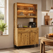 Credenza alta in rovere con LED, prese e porte in vetro