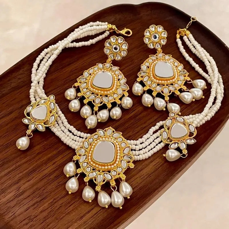 Set composto da collana e orecchini con pendente di perle, realizzati a mano: stile vintage con perline