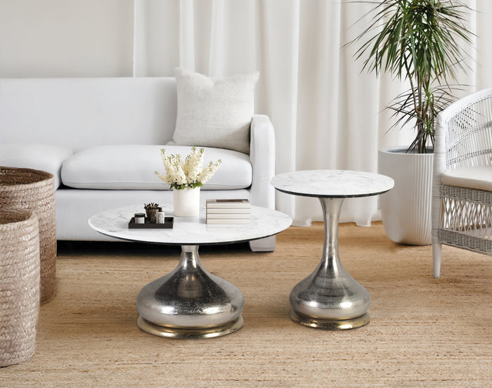 Set di due tavolini con piano circolare in marmo