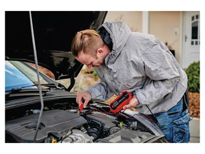 Caricabatterie Einhell CE-BC 2 M 12V 2A IP65 per batterie gel AGM piombo-acido