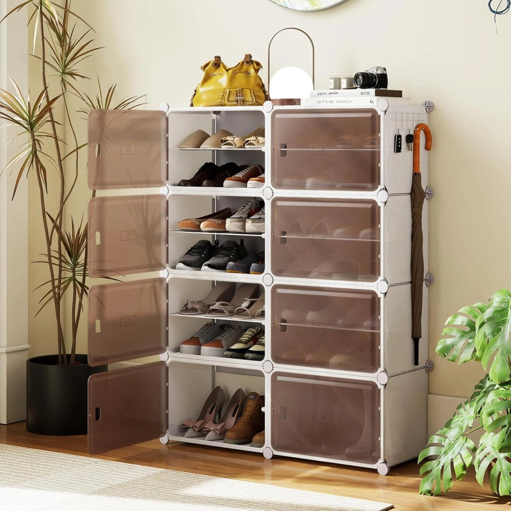 Scarpiera Salvaspazio a 8 Scomparti, Porta Scarpe da 32 Paia con Mensole Rimovibili, Ganci Laterali e Porte Magnetiche, Scatole per Scarpe Impilabile in Plastica (95×32×126 cm)
