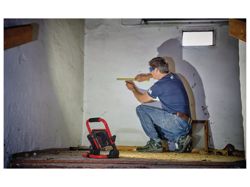 Torcia a batteria TC-CL 18/1800 Li Einhell 18V LED potente regolabile PXC