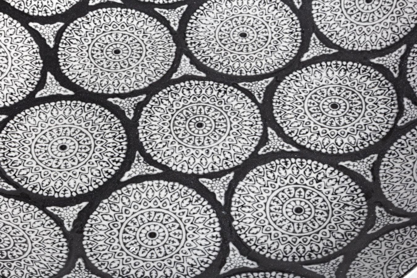 PIATTO DECORATIVO ANTIFONE D 35 CM IN PORCELLANA