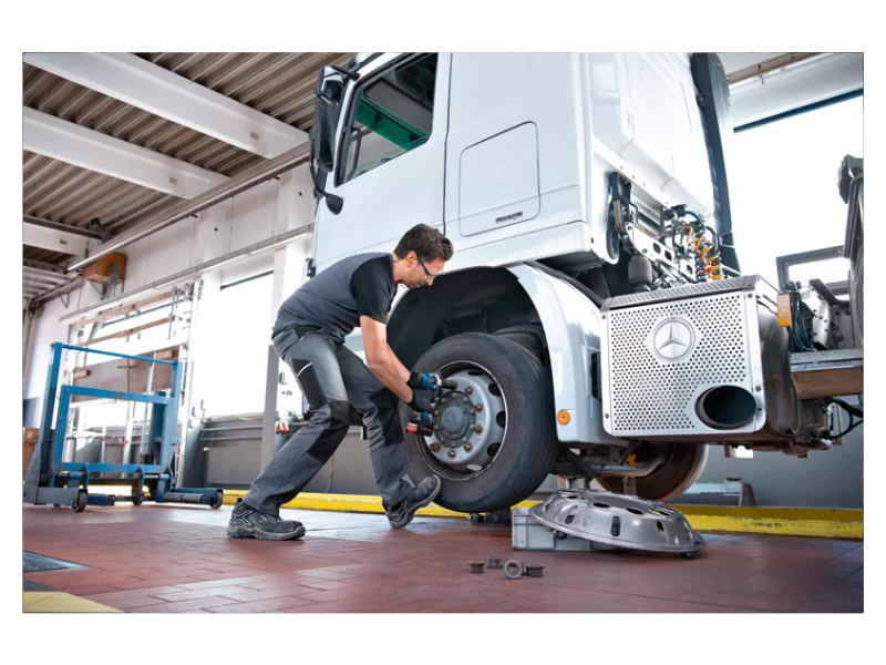 Avvitatore massa battente batteria GDS 18V-1050 H Professional Bosch 3/4 con kit