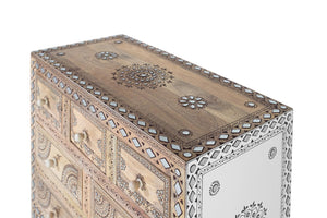 Credenza alta in legno di mango e MDF e dettagli dipinti a mano