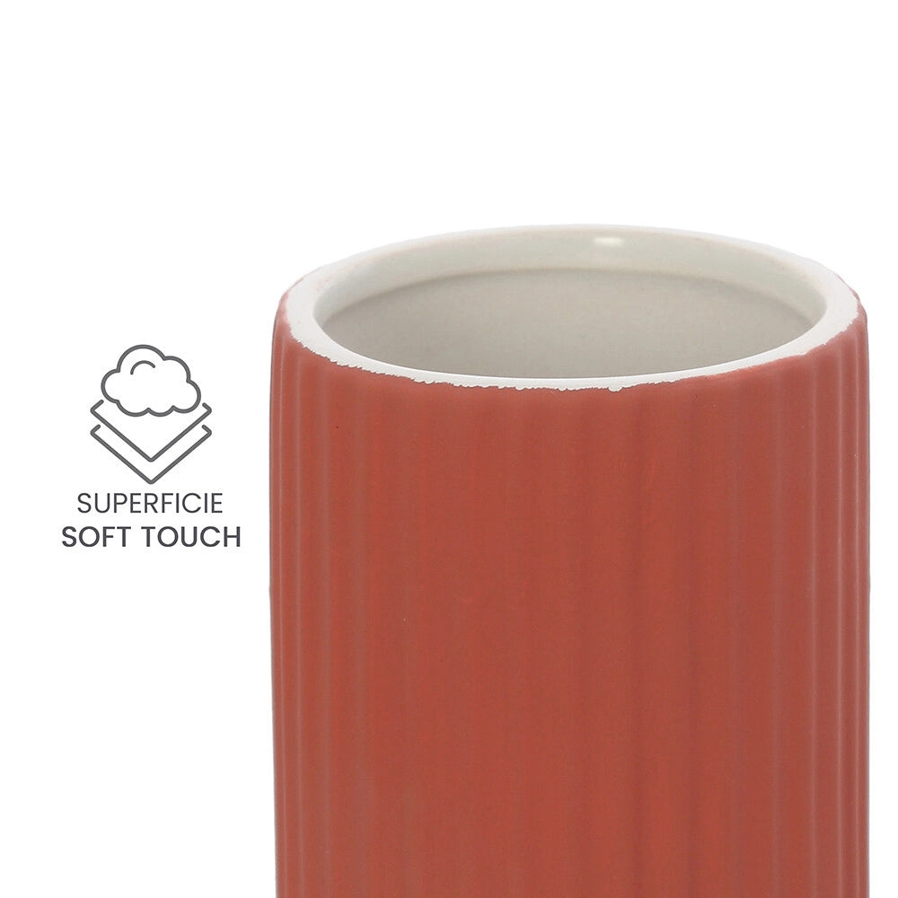 Set accessori bagno in ceramica rosso con dispenser sapone e due portaspazzolini Spring