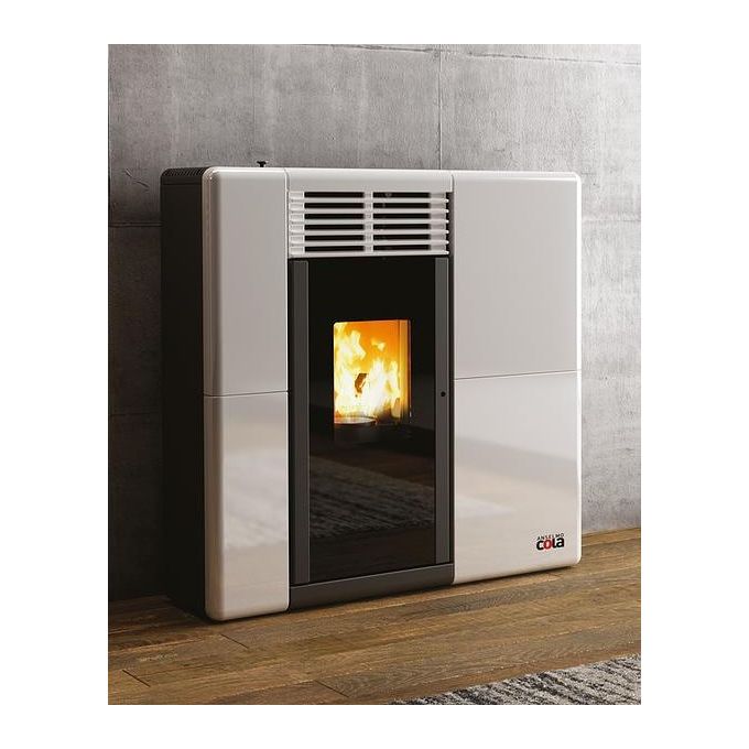 Cola Afrodite Canalizzabile stufa Libera installazione Pellet Bronzo