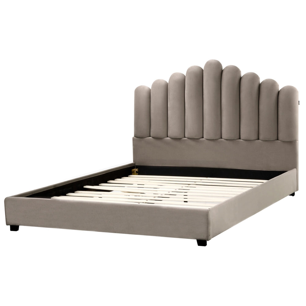 Letto matrimoniale velluto tortora 160 x 200 cm testata alta a conchiglia stile retrò