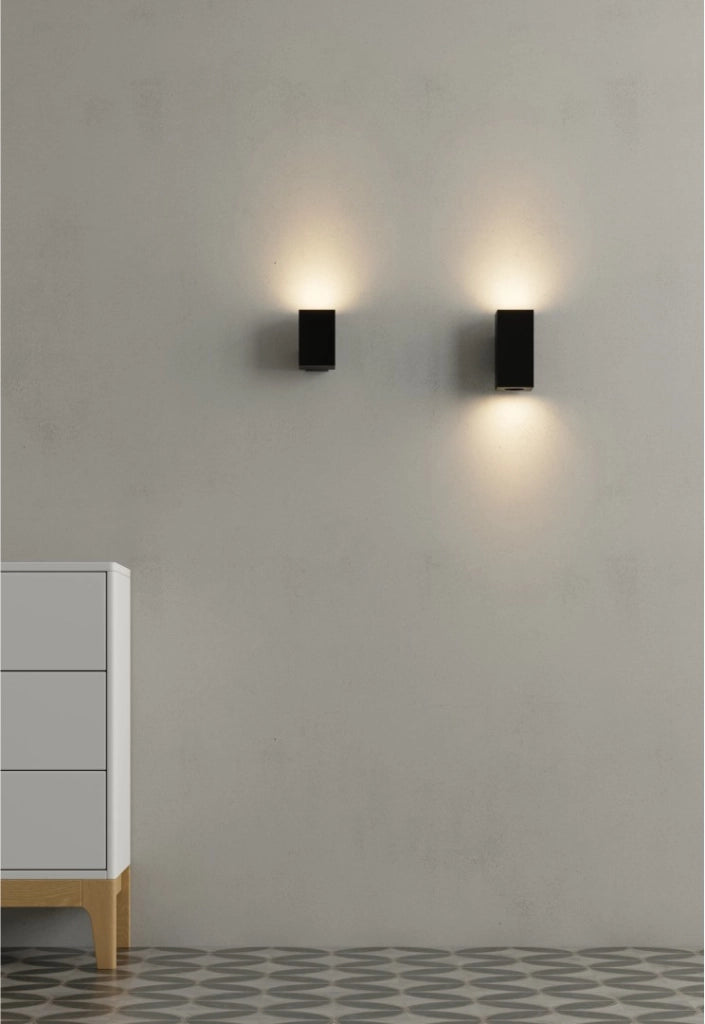 Zio Wall Applique LED da Parete Nero Opaco 38° per lampadina GU10 50mm, Design moderno quadrato per illuminazione d'interni - Beneito & Faure