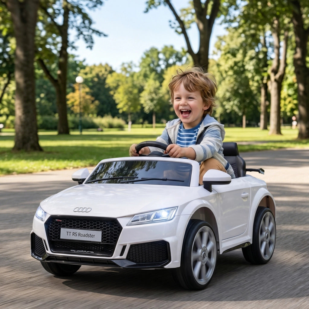 Macchina Elettrica per Bambini 3-5 Anni AUDI TT con Telecomando, Portiere Apribili e Fari LED, Bianco