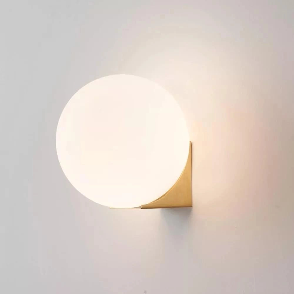Applique Lampada da Parete con Sfera Bianca opaca Struttura in Metallo, Attacco G9, Design Moderno e Raffinato per Soggiorno, Camera da Letto e Corridoio