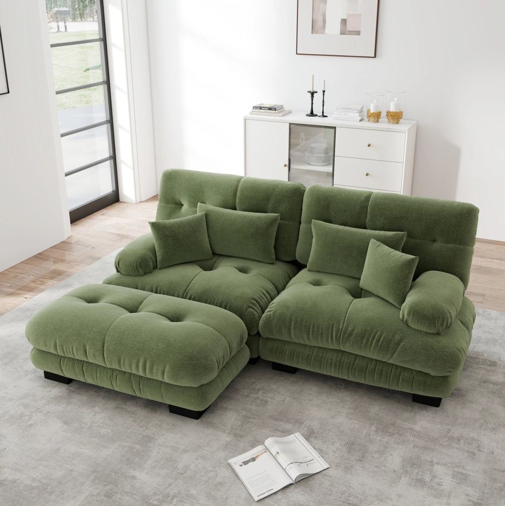 Divano modulare in ciniglia verde con pouf mobili e cuscini HOMVRA