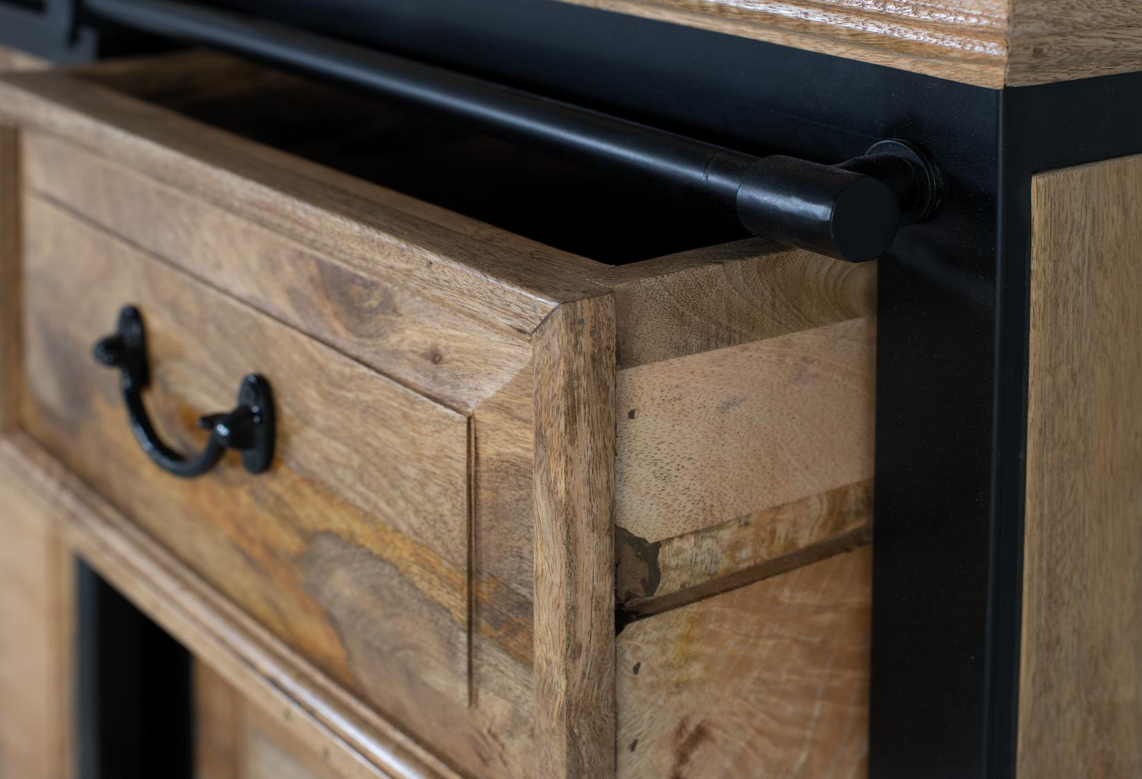 Credenza in stile industriale realizzata a mano in legno di mango 2m