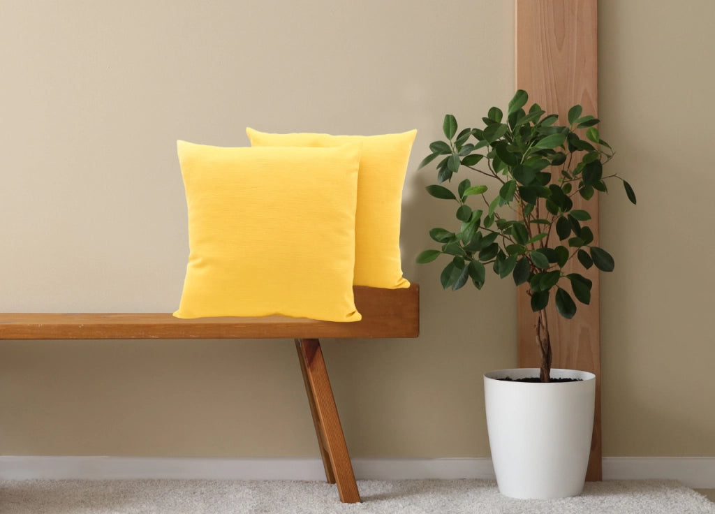 Coppia Cuscini Arredo Imbottiti Tessuto Ottoman In Tinta Unita Colore Giallo 04 - 60x60 - Giallo 04
