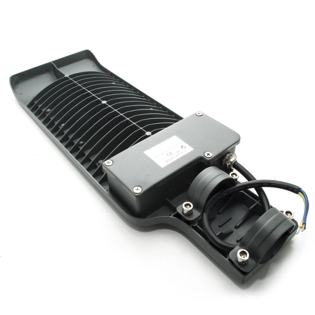 Faro armatura stradale LED lampione esterno proiettore luci strada viale sentiero parco 230V luce 6500K potenza 50W