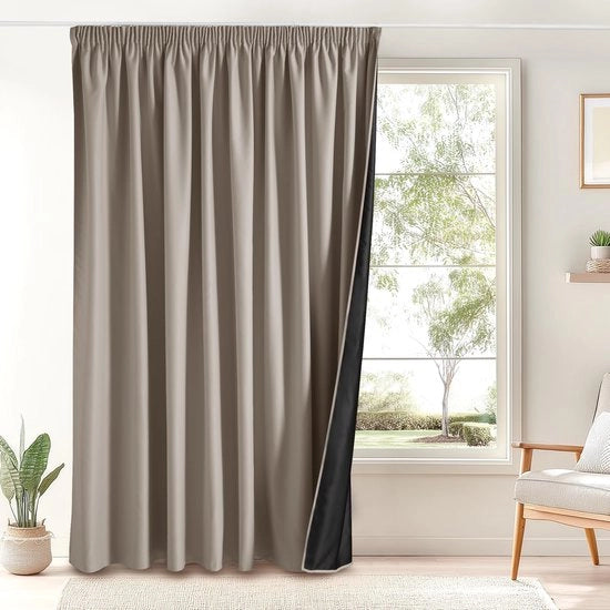 Gordini Verdusteranti 95-100% - Isolanti dal Calore - 100% Poliestere - 300B x 245H cm - Soffici - 1 Pannello - Decorazione per Finestre
