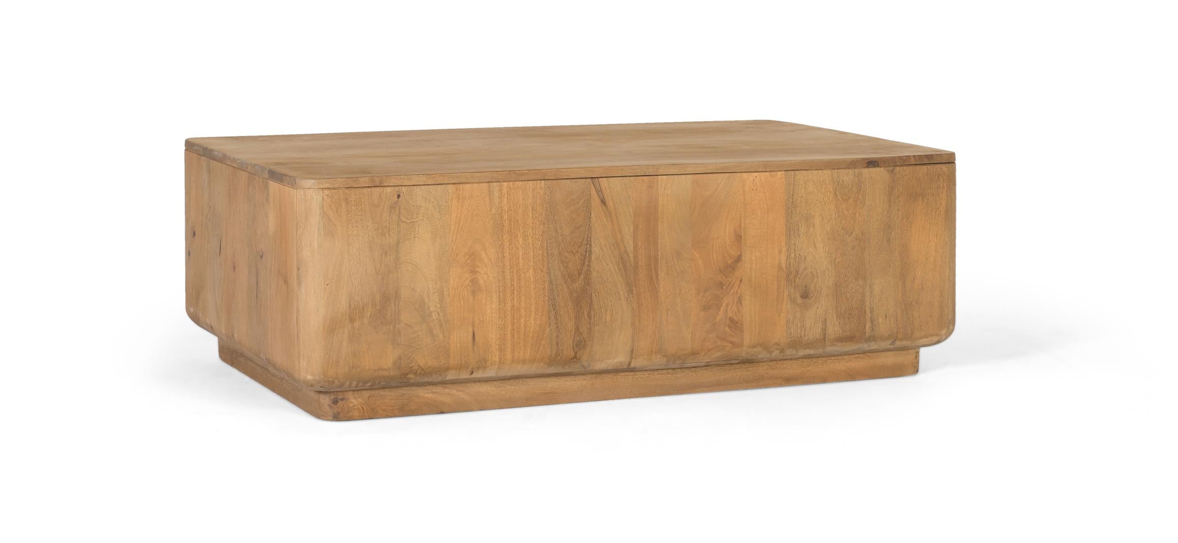 Tavolino realizzato in legno di mango con angoli arrotondati