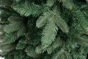 Albero di Natale Slim Logan H240 con 1968 rami