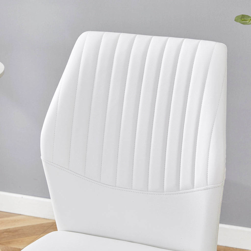 Chaise da sala da pranzo in pu con schienale a coste e gambe in metallo, set da 4, bianco argento per soggiorno