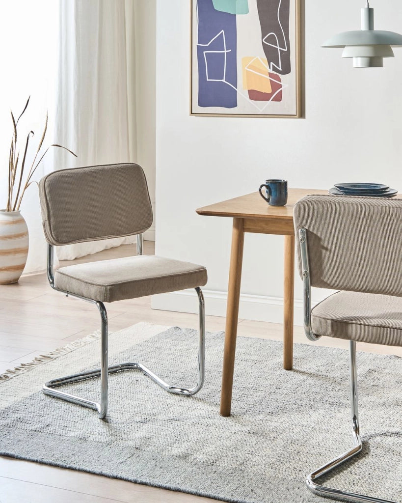 Set di 2 sedie da pranzo in velluto a coste tortora stile retrò