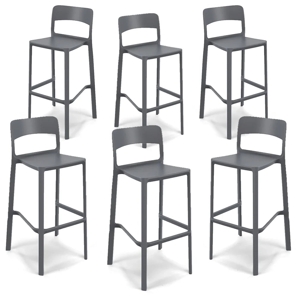 Set 6 sgabelli in polipropilene STIL altezza seduta 65cm, impilabile, idrorepellente, resistente ai raggi UV, design moderno e innovativo, ideale per la cucina, la veranda o giardino colore Grigio