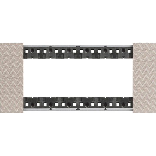 Placca Bticino Living Now 6 moduli colore Optic KA4806MM