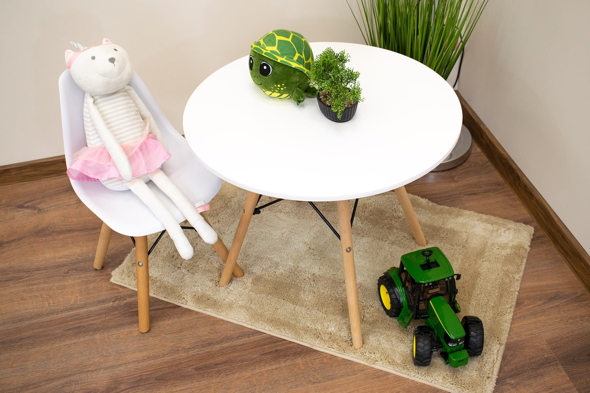 Sedia ergonomica Valora ZUBI con gambe in faggio bianco per bambini x2