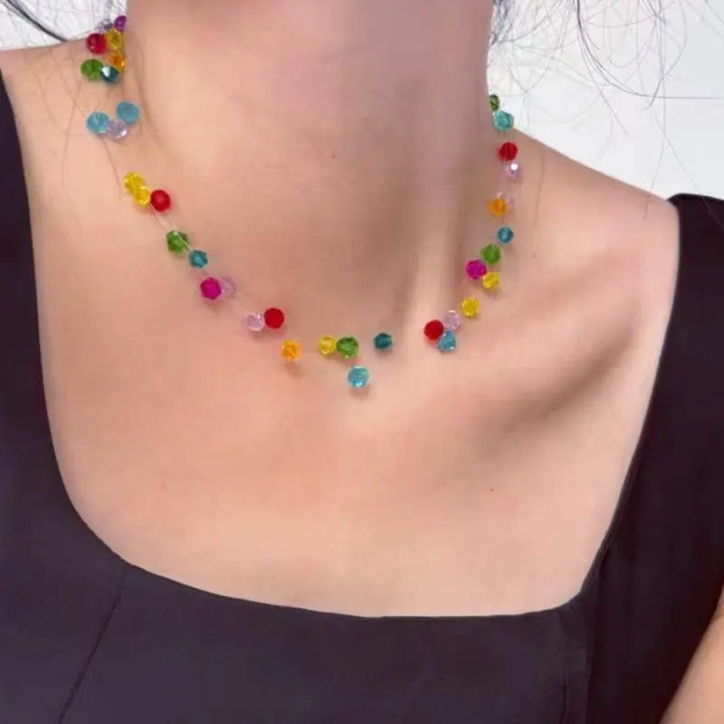 Collana fatta a mano con perline di cristallo colorate, dolce e graziosa, regalo di Natale o di compleanno.