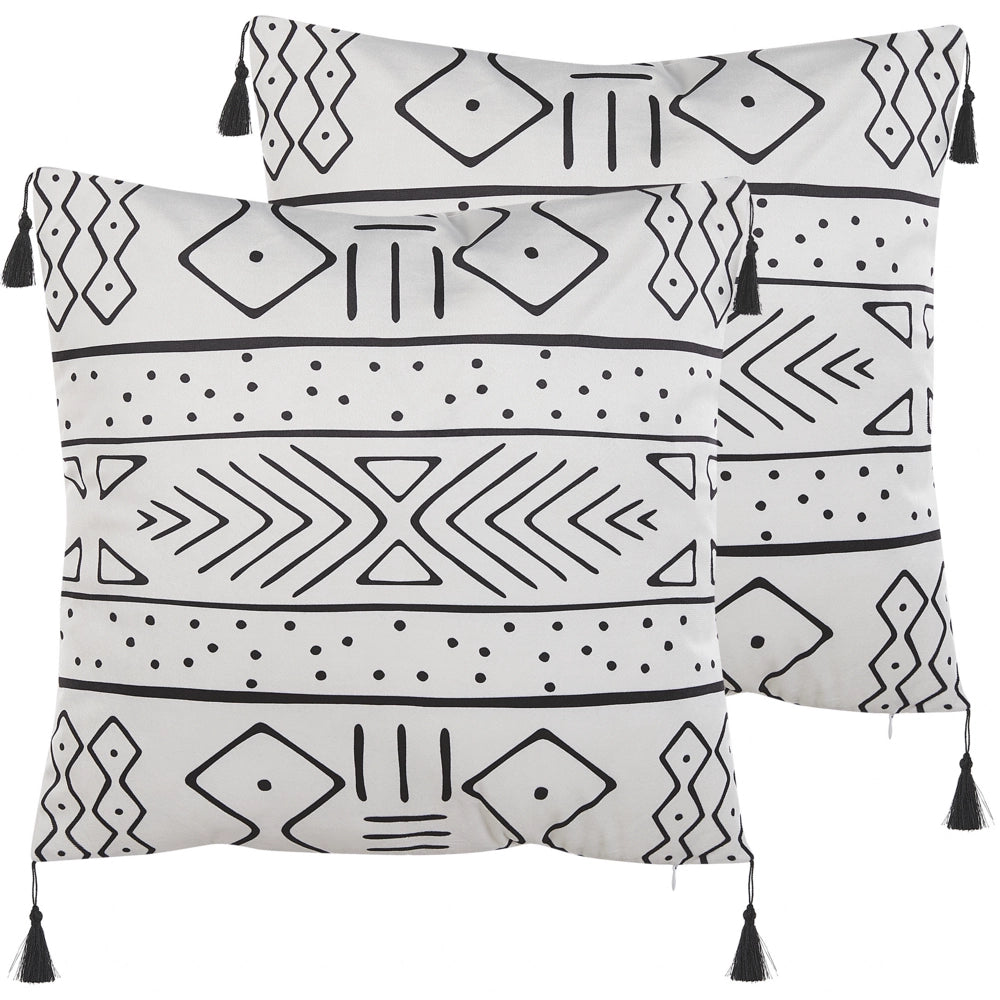 Set di 2 cuscini motivo geometrico nappe 45 x 45cm bianco e nero
