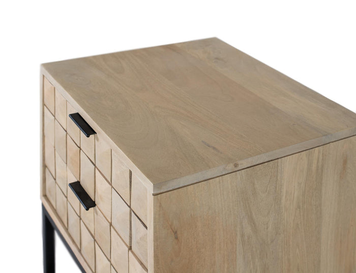 Comodino fatto a mano in legno di mango con venature naturali