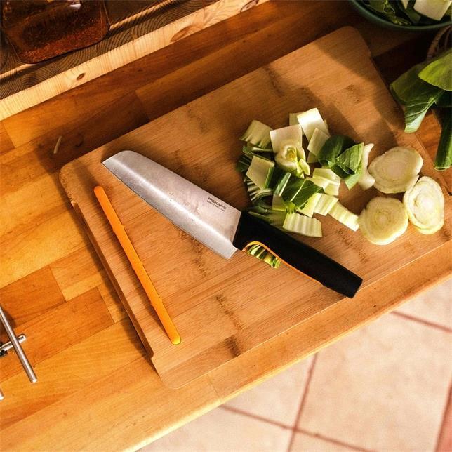 Fiskars 1057536 coltello da cucina Acciaio inox 1 pz Coltello Santoku