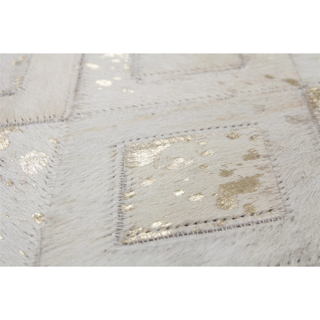 Tappeto in Pelle Dazzle Avorio e Oro con Pattern a Rombi