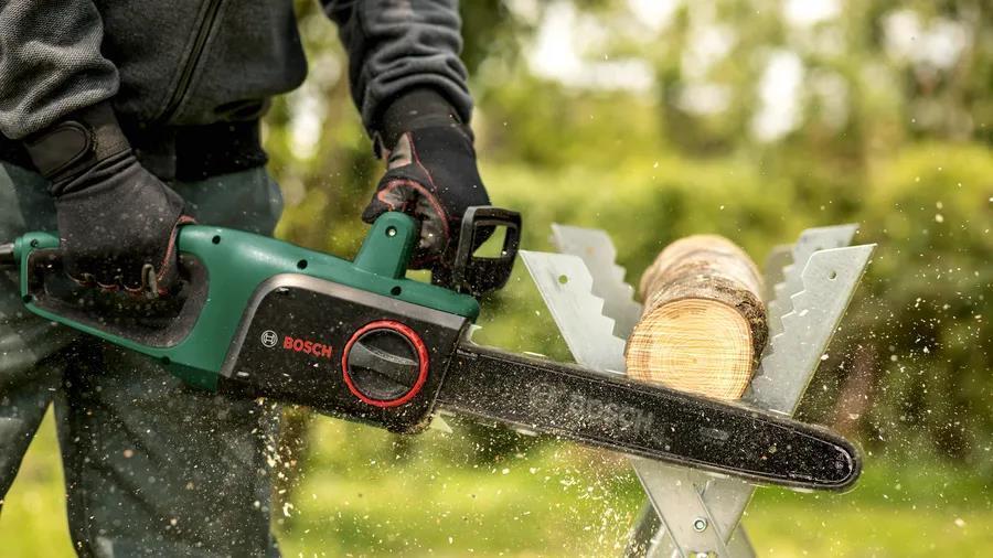 Bosch UniversalChain 35 1800 W Nero, Verde