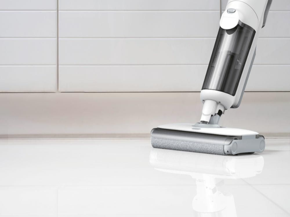 Hoover HW500 011 Aspirapolvere e Lavapavimenti, Funzione Autopulente, 1 detergente in dotazione