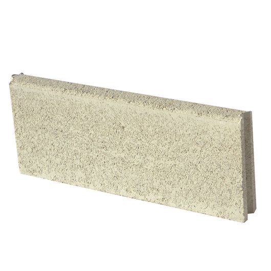 CORDOLO DEMI CREME 5X50XH20CM IN CEMENTO.