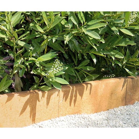 CORDOLO DEMI PROVENCE 5X50XH20CM IN CEMENTO.