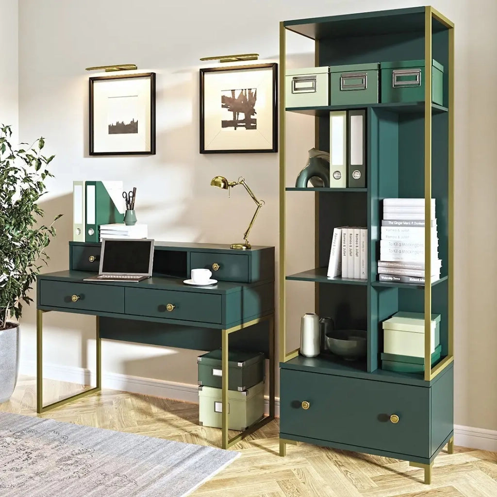 Libreria collezione DOUGLAS colore verde con numerosi vani e finiture dorate, 70 x 200 x 42 cm