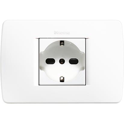 KIT LUNA CON PRESA SCHUKO PRECABLATA