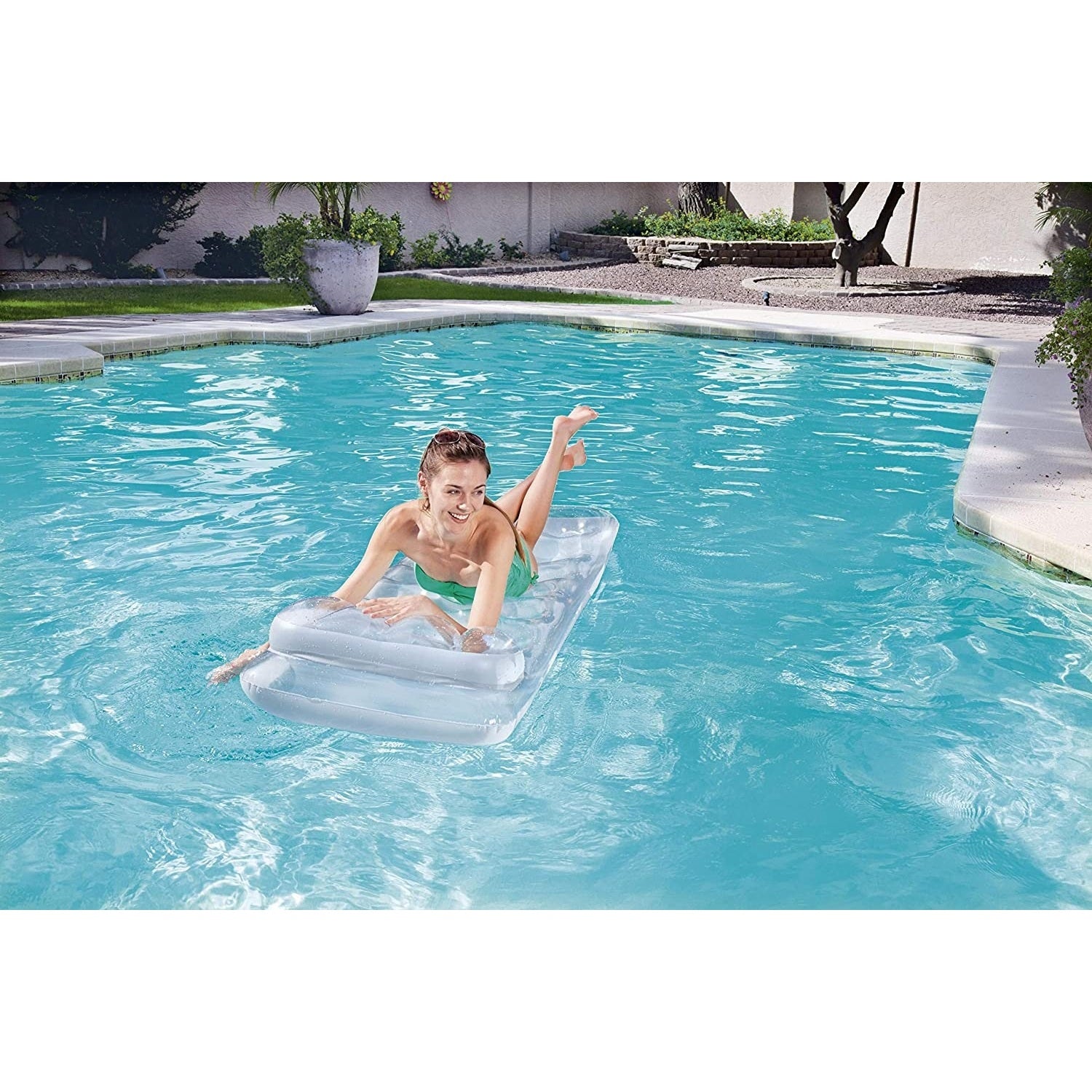 MATERASSINO 18 BUCHI ABBRONZANTE 188X71CM