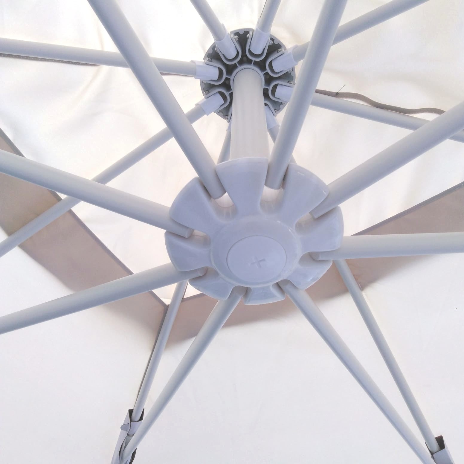 OMBRELLONE JESOLO A BRACCIO LATERALE GIREVOLE 360 GRADI MT.3.5X3 STRUTTURA IN ALLUMINIO BIANCO CON COPERTURA IN POLIESTERE GR.250MQ  BEIGE