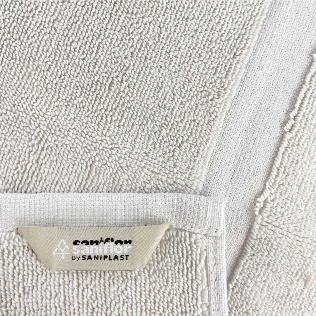 SCENDIDOCCIA 50X70CM BIANCO/ROSA/PERLA.