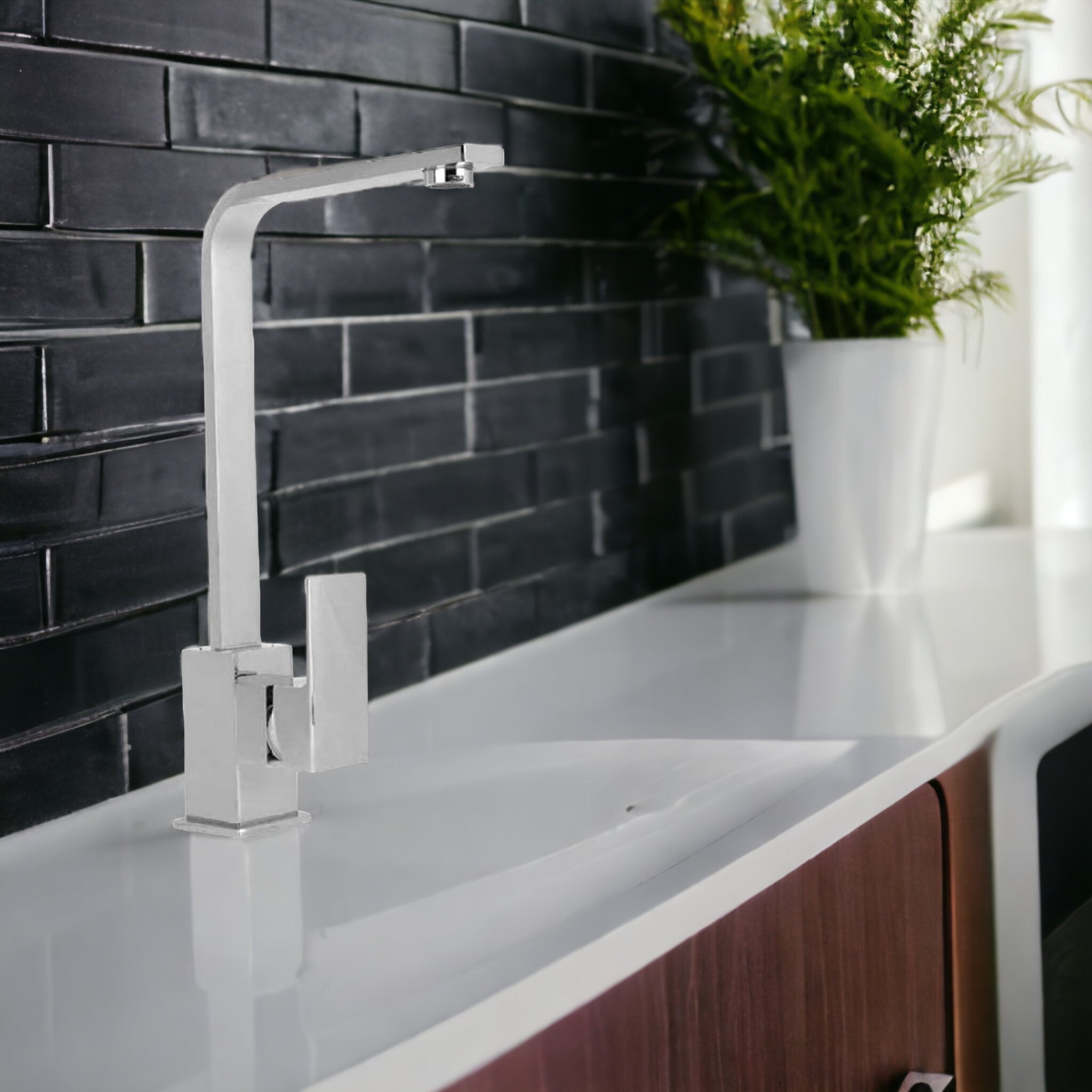 Rubinetto miscelatore bagno o cucina squadrato