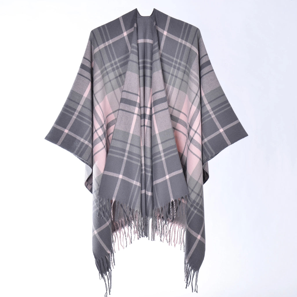 Sciarpa scozzese a quadri con frange, un classico e versatile scialle/mantella da donna con spacchi.